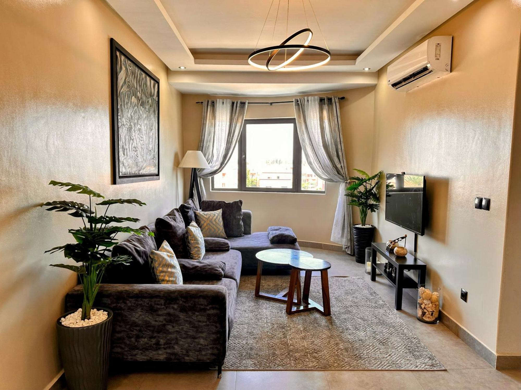 Moderne, Lumineux & Spacieux Avec Balcon -Central -Wifi-Smart Tv-Clim Marrakesh Luaran gambar
